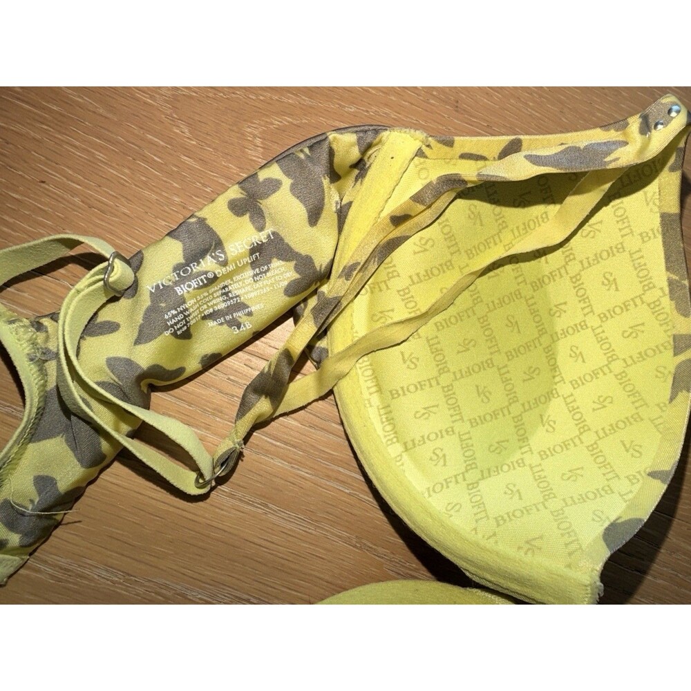 3 Victoria Secret Bra Bundle Very Sexy Biofit Demi Uplift Body By Victoria 34B - Picture 4 of 11